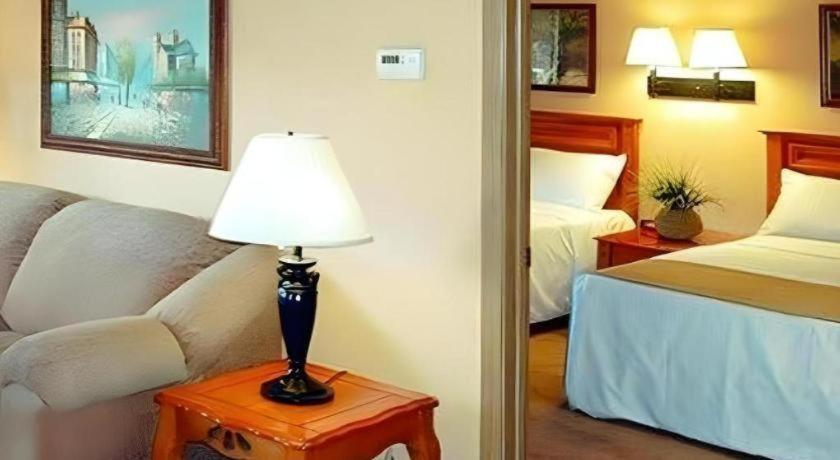 Nellis Suites At Main Gate Hotel Las Vegas Ngoại thất bức ảnh